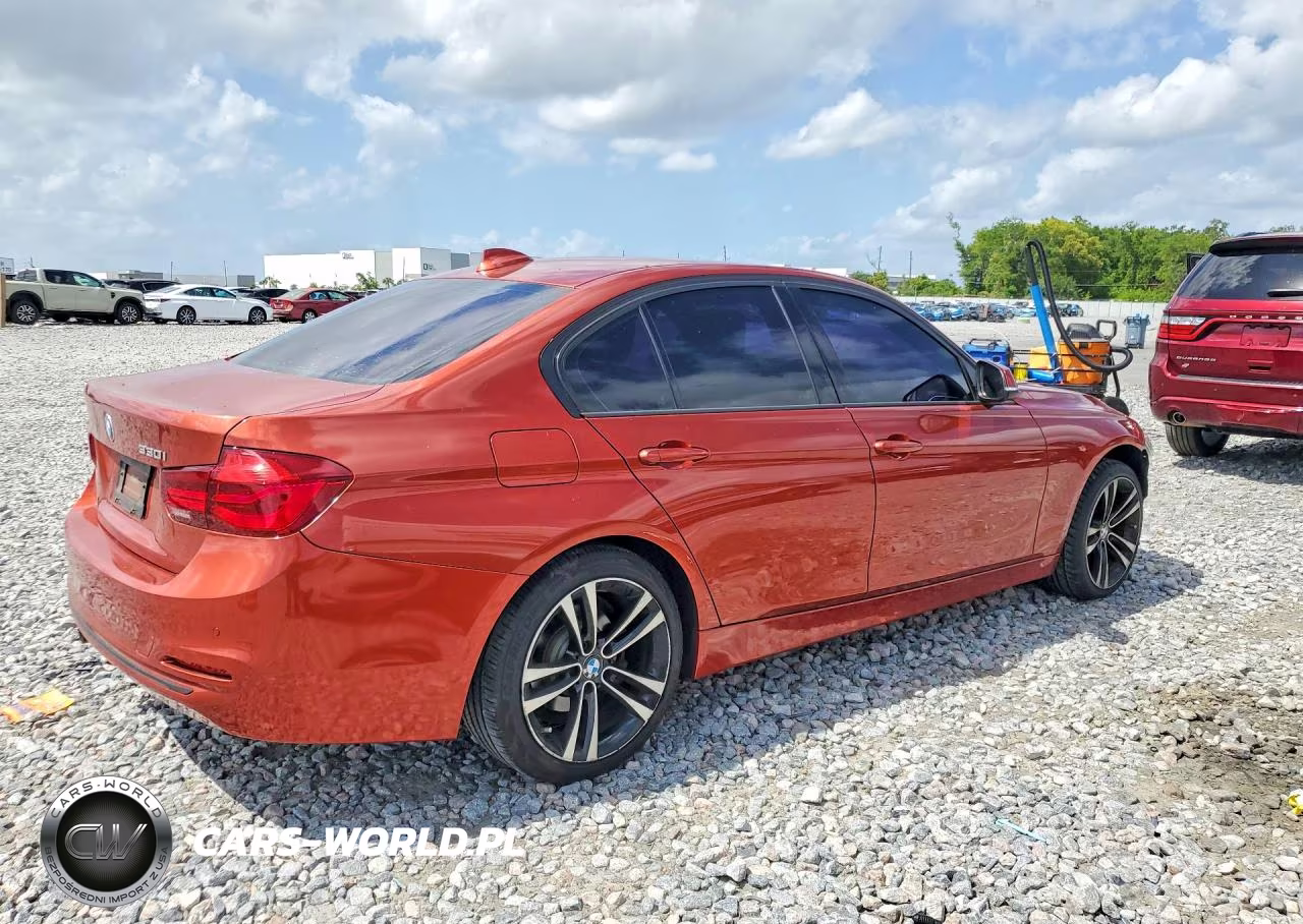 2018 BMW 330 I VIN:WBA8B9C55JEE81957 - 3
