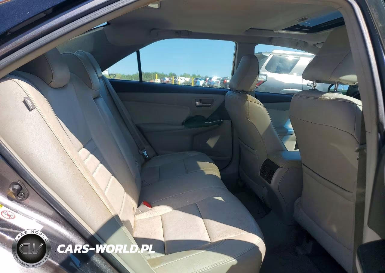2016 Toyota Camry Hybrid Xle VIN:4T1BD1FK4GU183803 - 10
