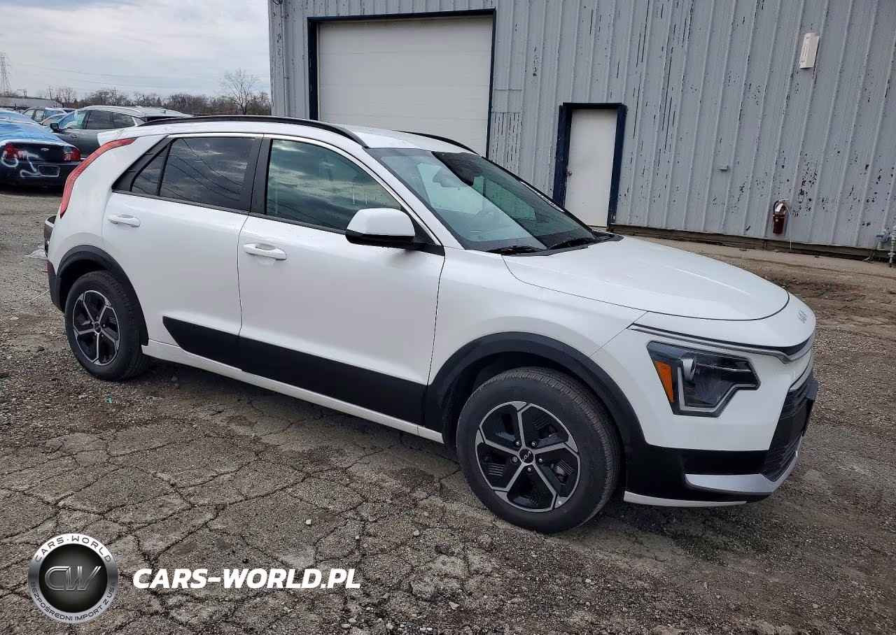 2024 Kia Niro Lx VIN:KNDCP3LE6R5143150 - 4