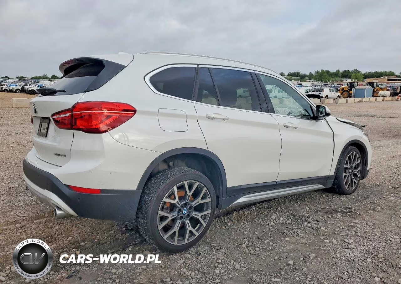 2021 BMW X1 xDrive28I VIN:WBXJG9C02M5T74041 - 3