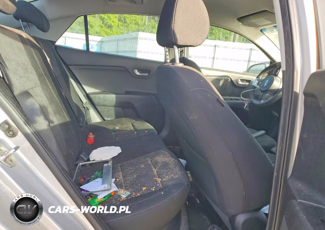 2020 Kia Rio S VIN:3KPA24AD1LE354578 - 10