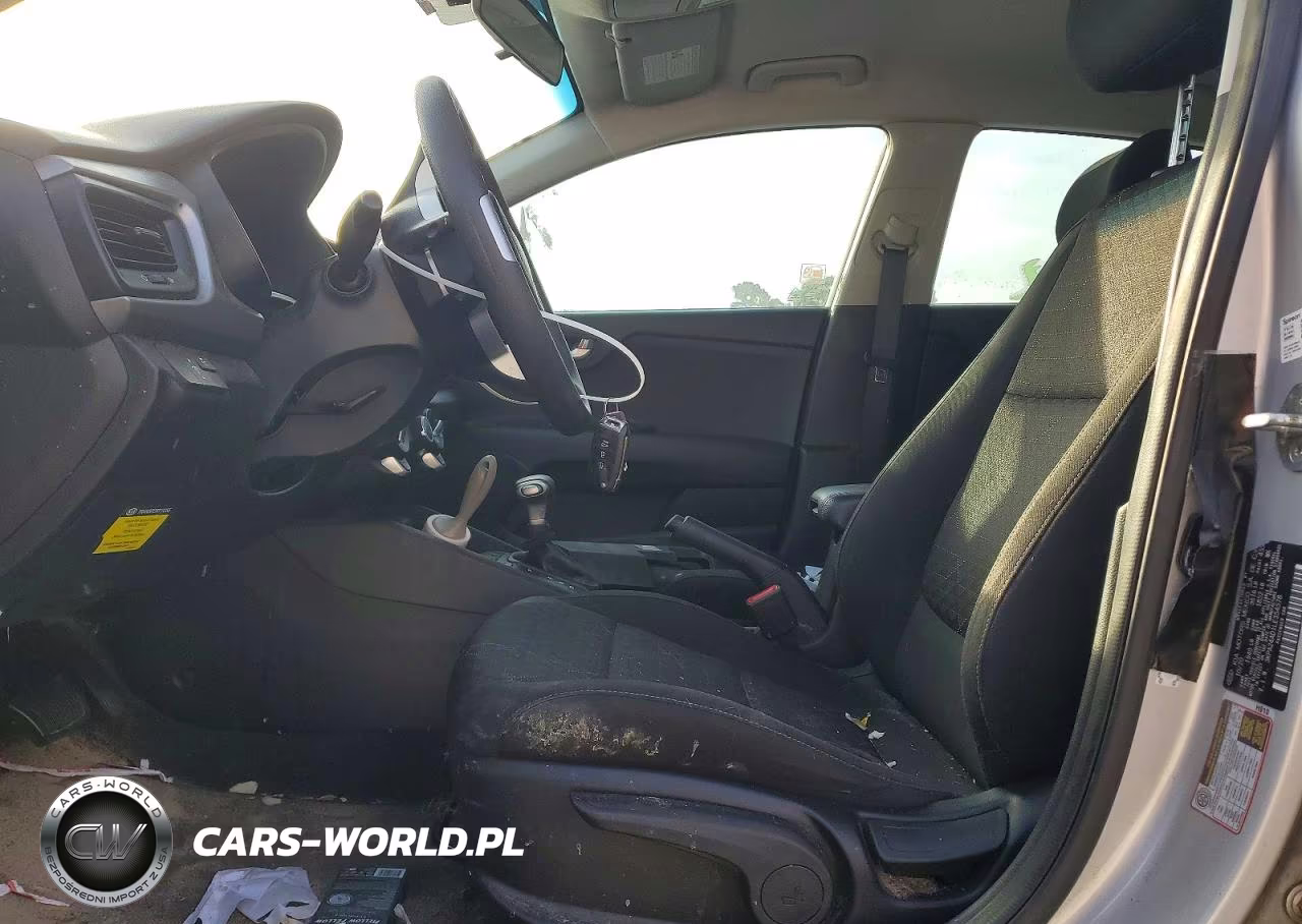 2020 Kia Rio S VIN:3KPA24AD1LE354578 - 7