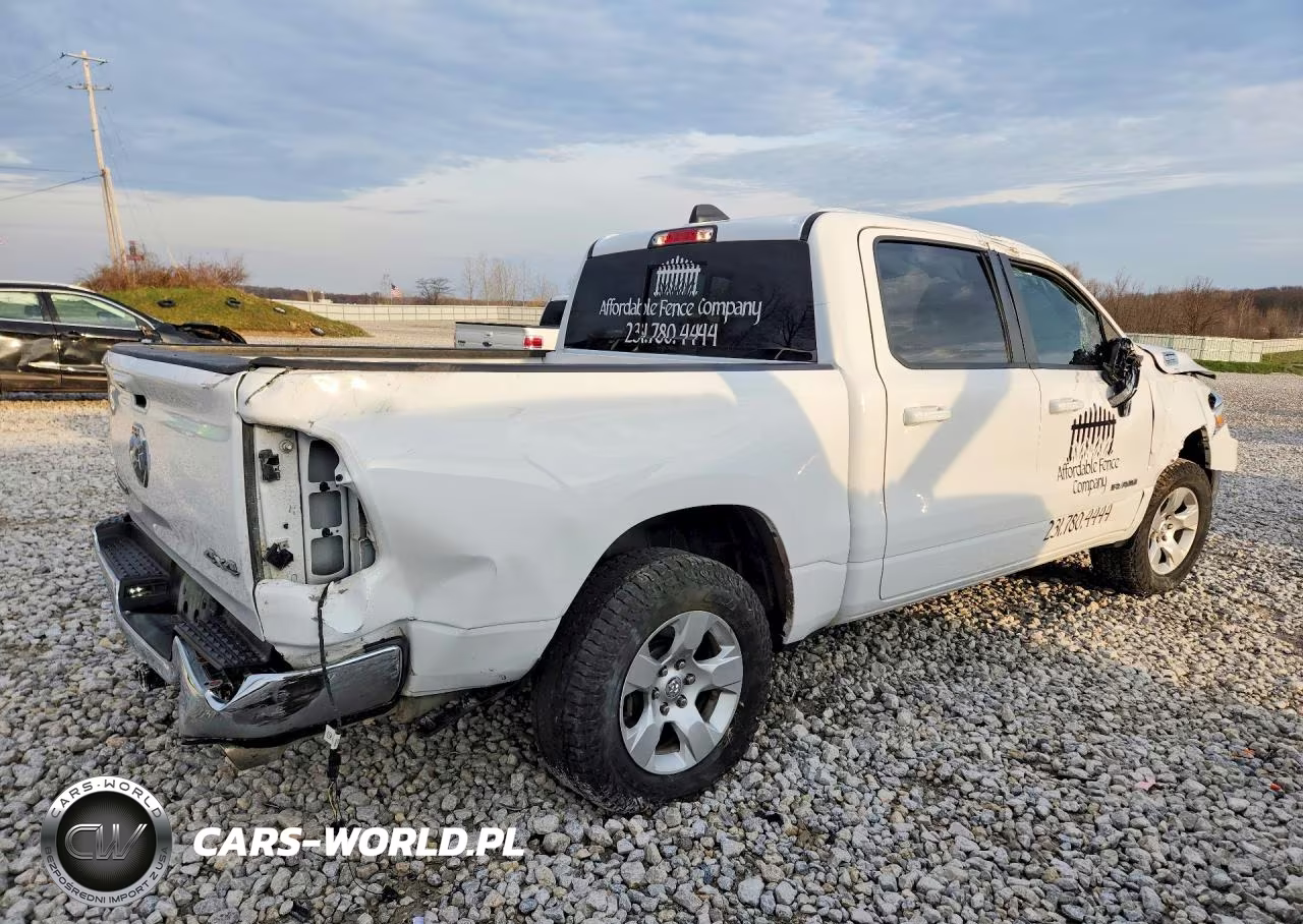 2021 Ram 1500 Big Horn VIN:1C6SRFFT6MN553173 - 3