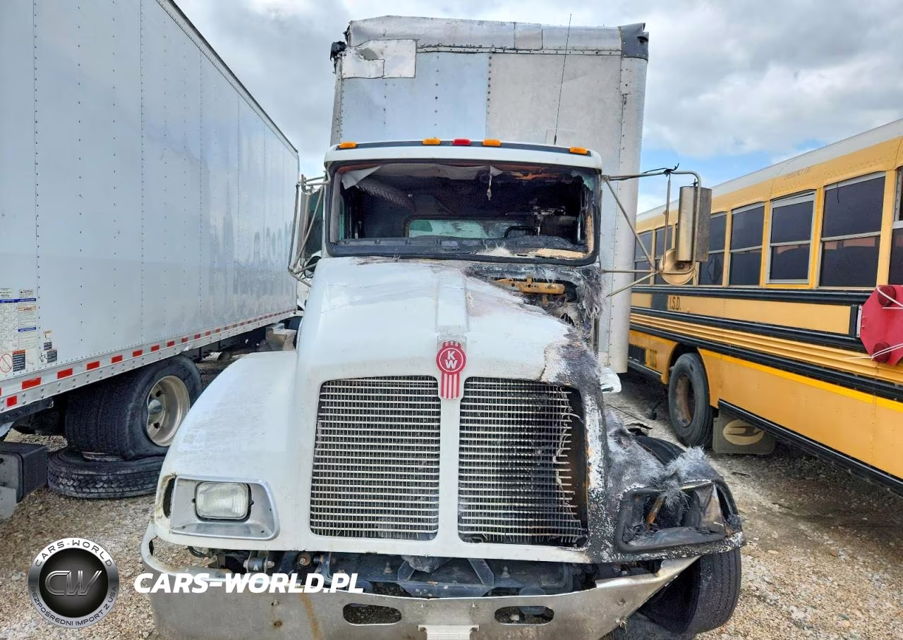 2005 Kenworth T300 Box Truck VIN:2NKMHZ6X25M074466 - 9