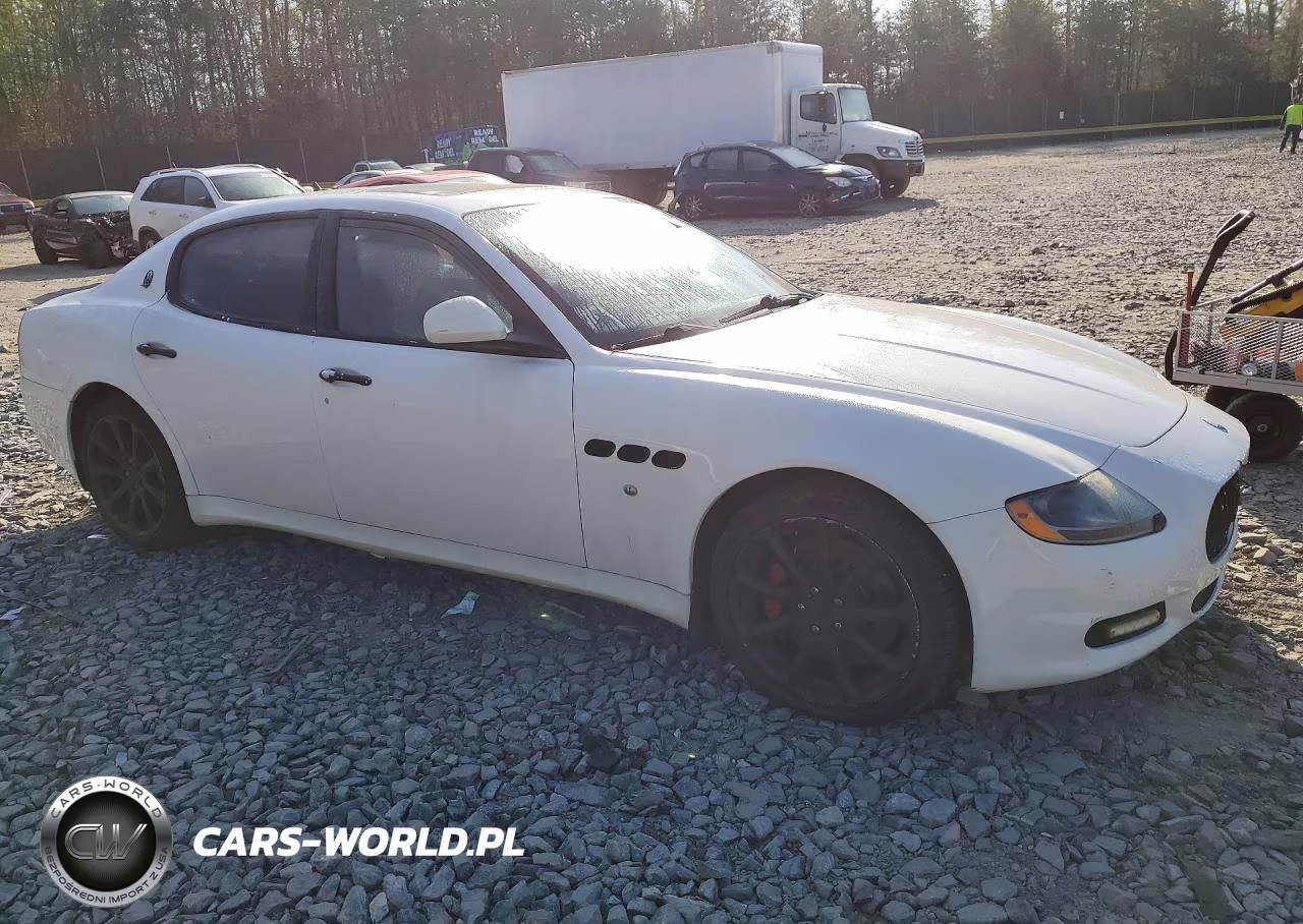 2010 Maserati Quattroporte S VIN:ZAM39JKA9A0050701 - 4