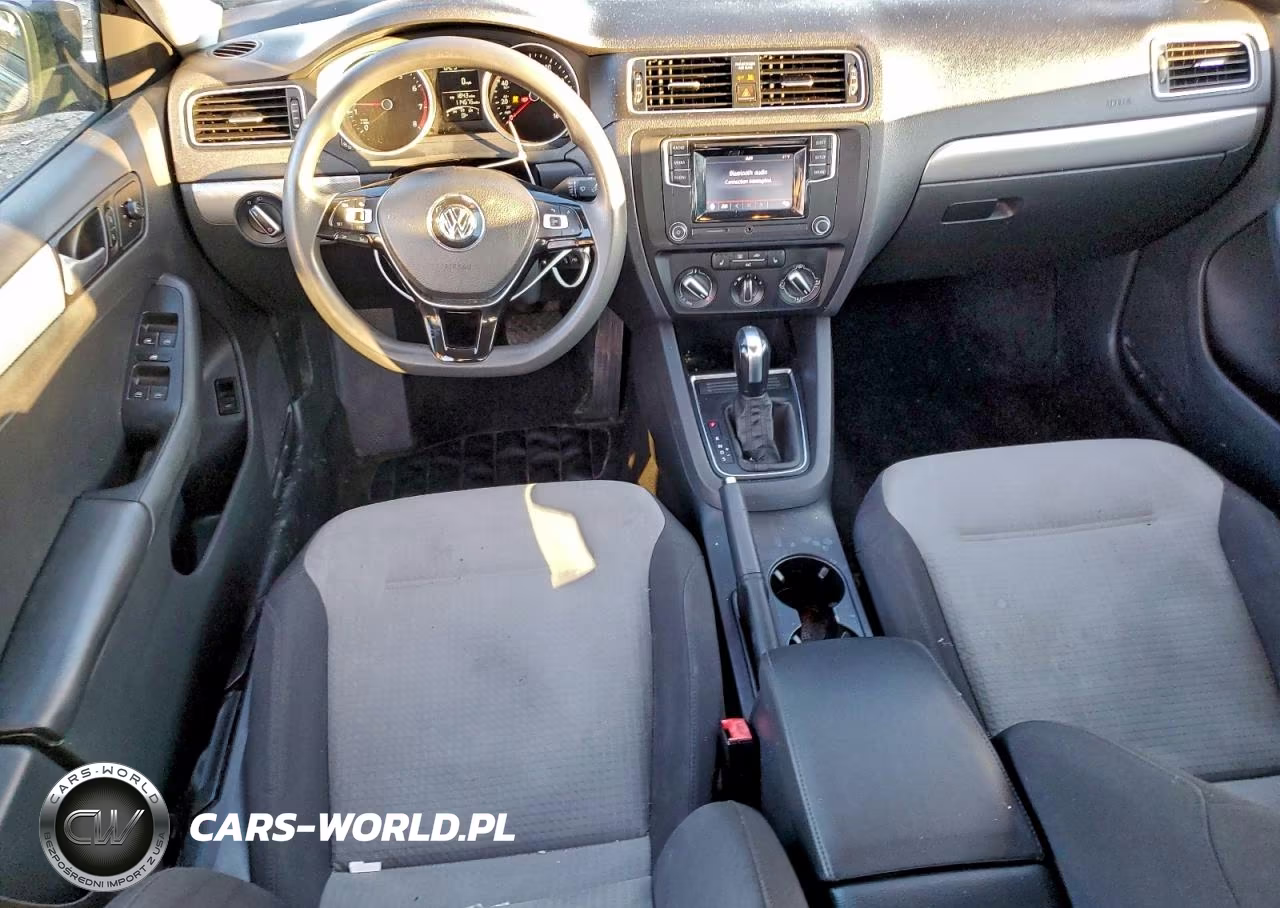 2018 Volkswagen Jetta VIN:3VW2B7AJ4JM210700 - 8
