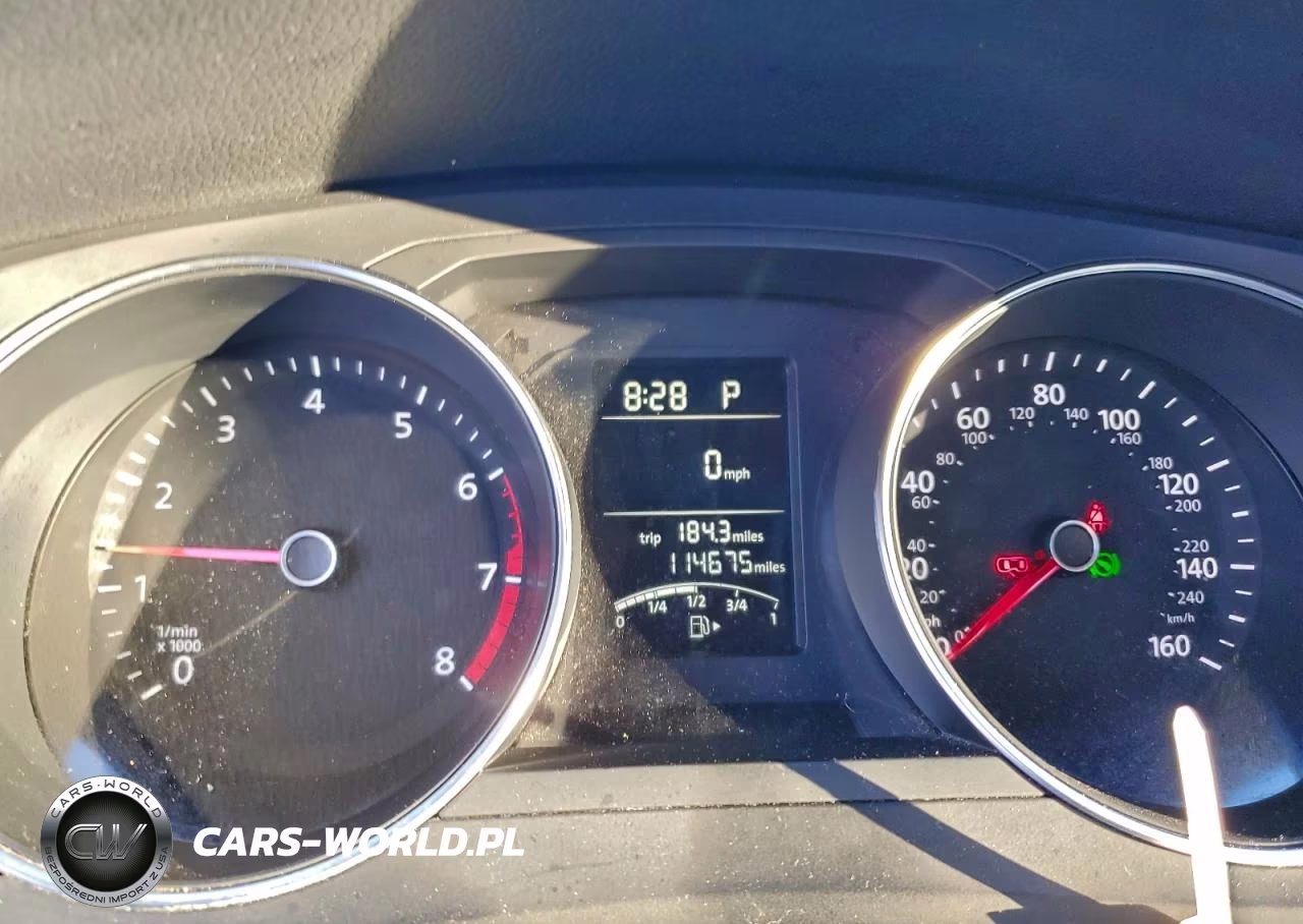 2018 Volkswagen Jetta VIN:3VW2B7AJ4JM210700 - 9