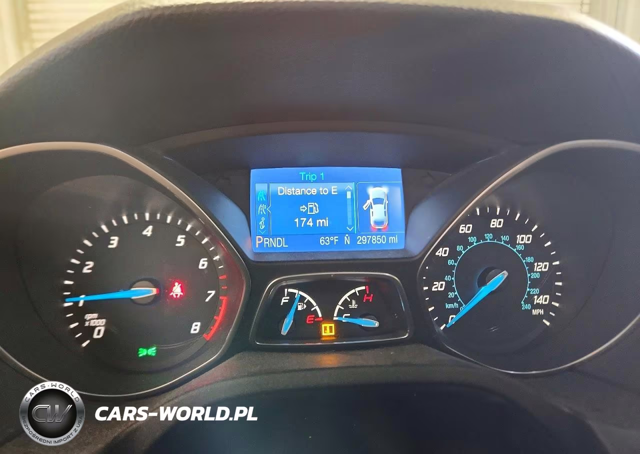 2013 Ford Focus Se VIN:1FADP3K29DL380821 - 9