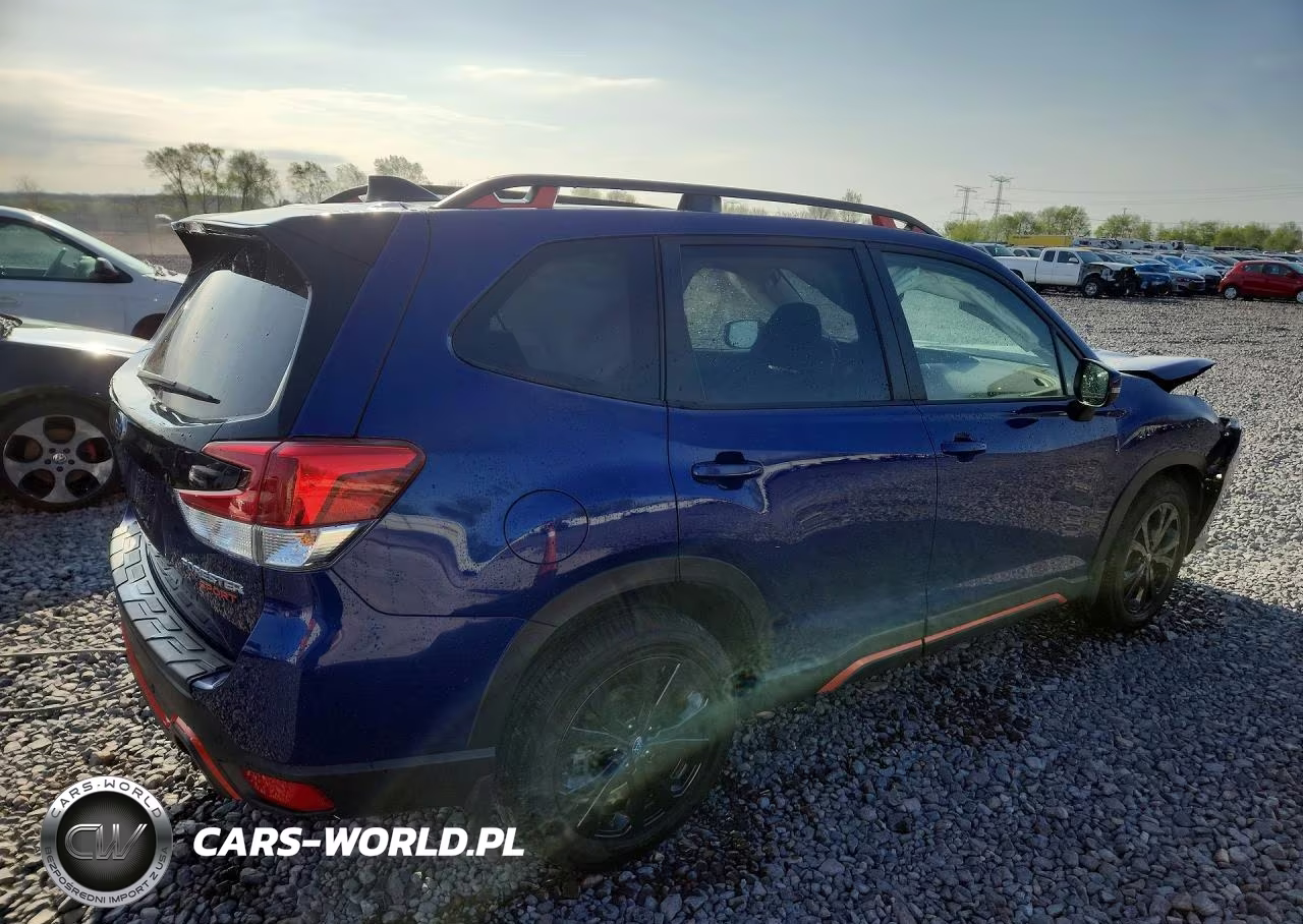 2024 Subaru Forester Sport VIN:JF2SKAGC8RH492298 - 3