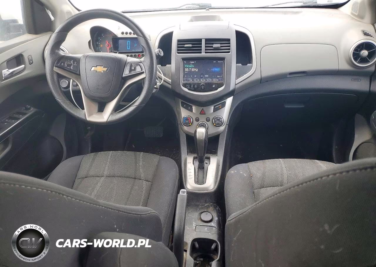 2016 Chev Sonic Lt VIN:1G1JC6SH2G4102560 - 8