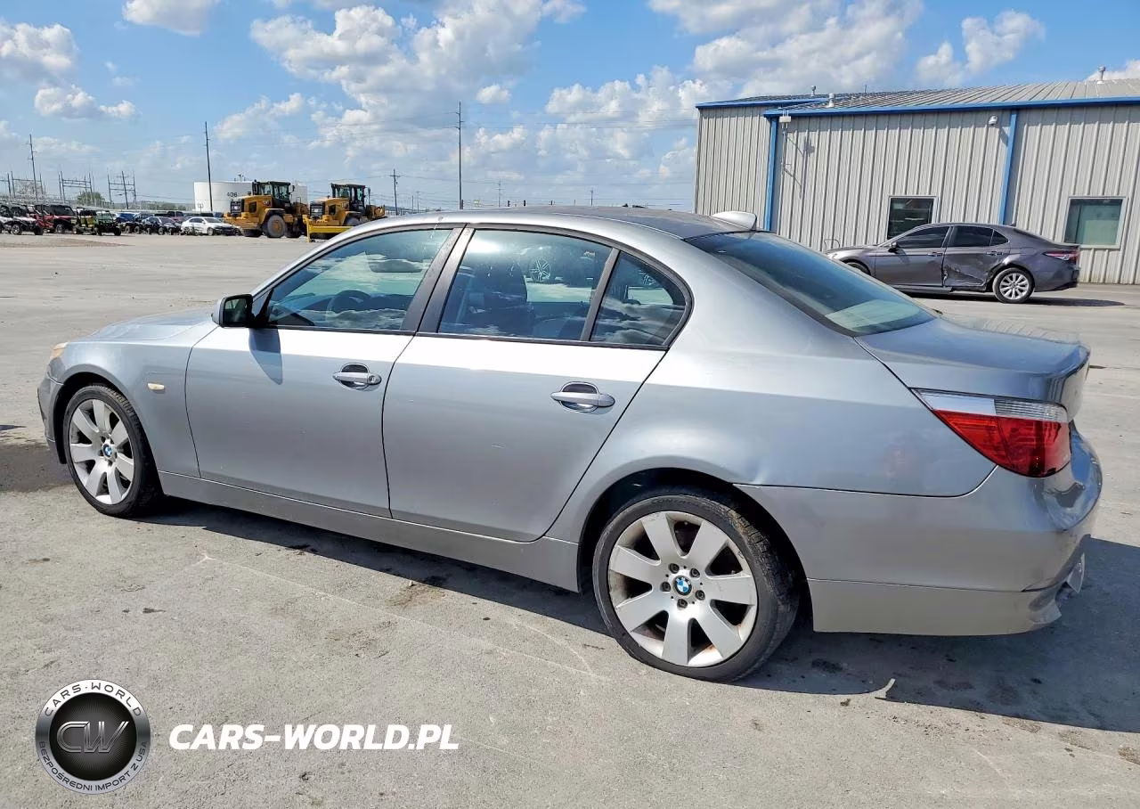 2006 BMW 530 Xi VIN:WBANF73536CG69813 - 2