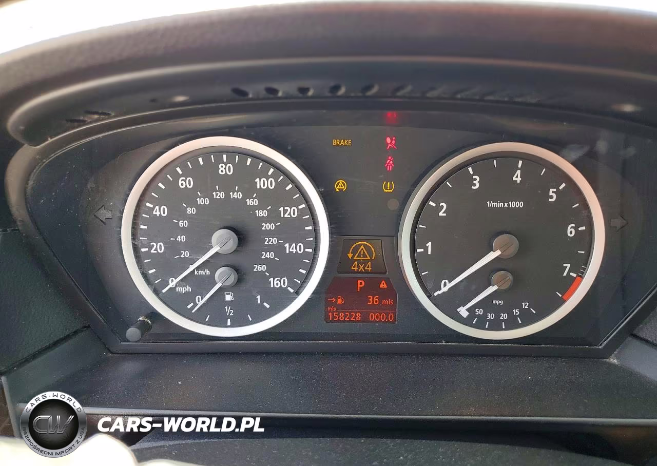 2006 BMW 530 Xi VIN:WBANF73536CG69813 - 9