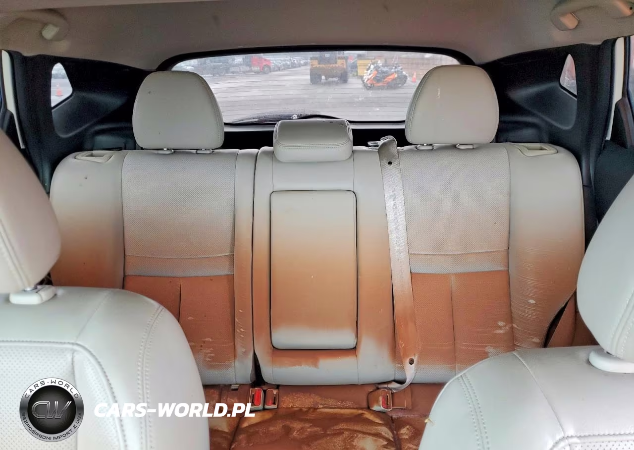 2018 Nissan Rogue Sport Sl VIN:JN1BJ1CP1JW500271 - 10