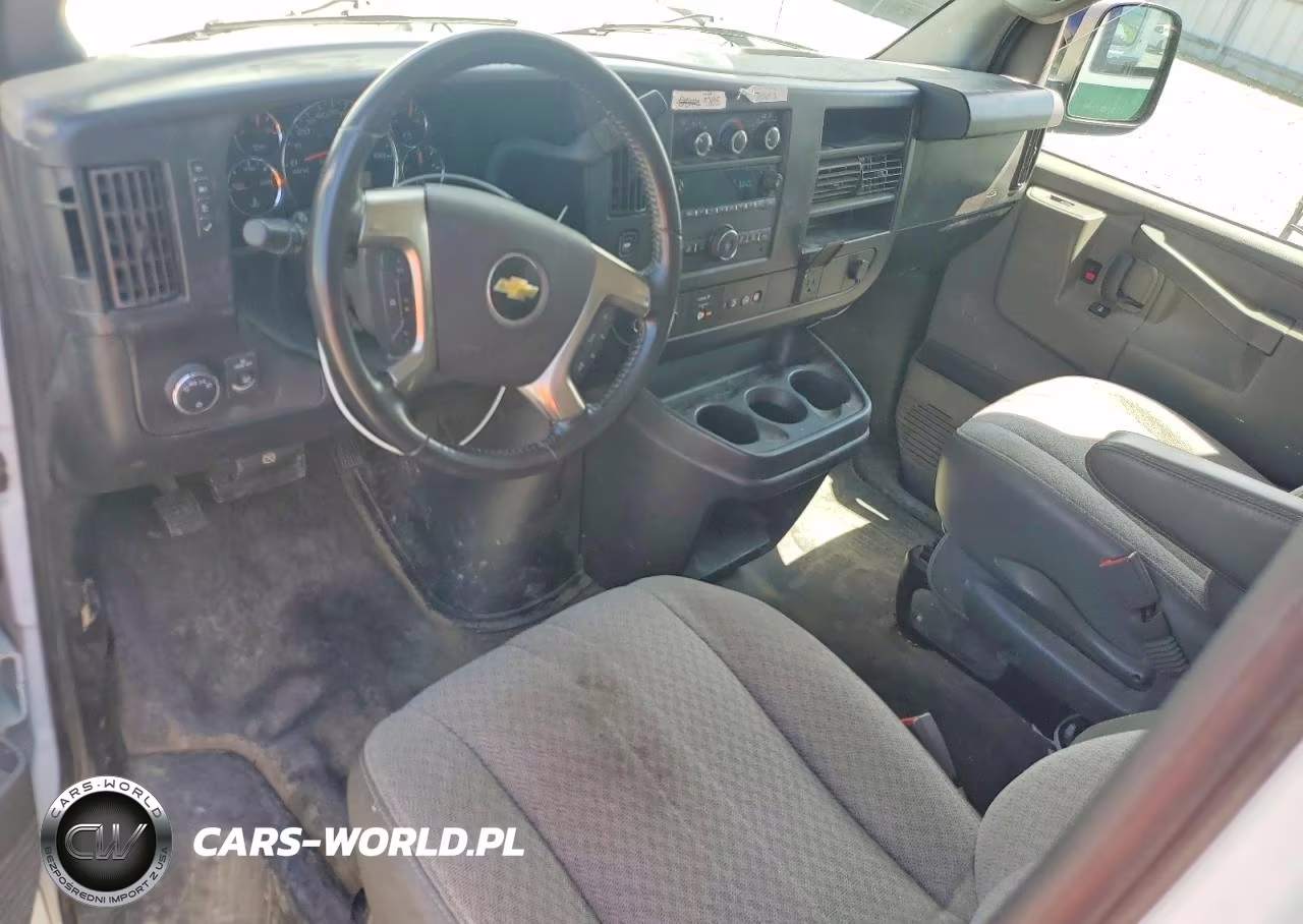 2019 Chevrolet Express 2500 Cargo Delivery Van VIN:1GCWGBFG6K1317302 - 8