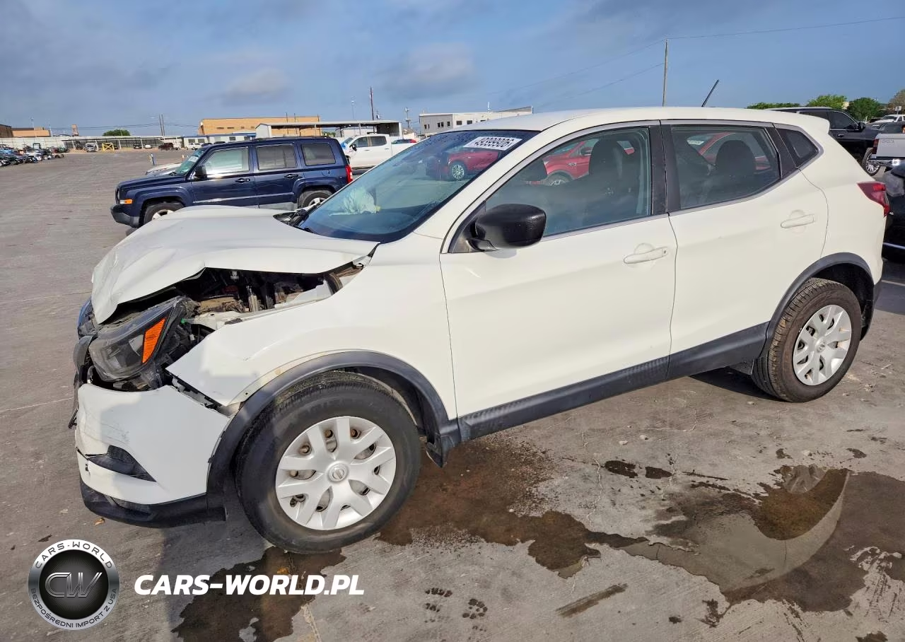2020 Nissan Rogue Sport S
