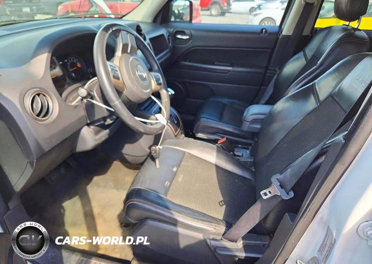 2016 Jeep Patriot Sport VIN:1C4NJPBBXGD711640 - 7