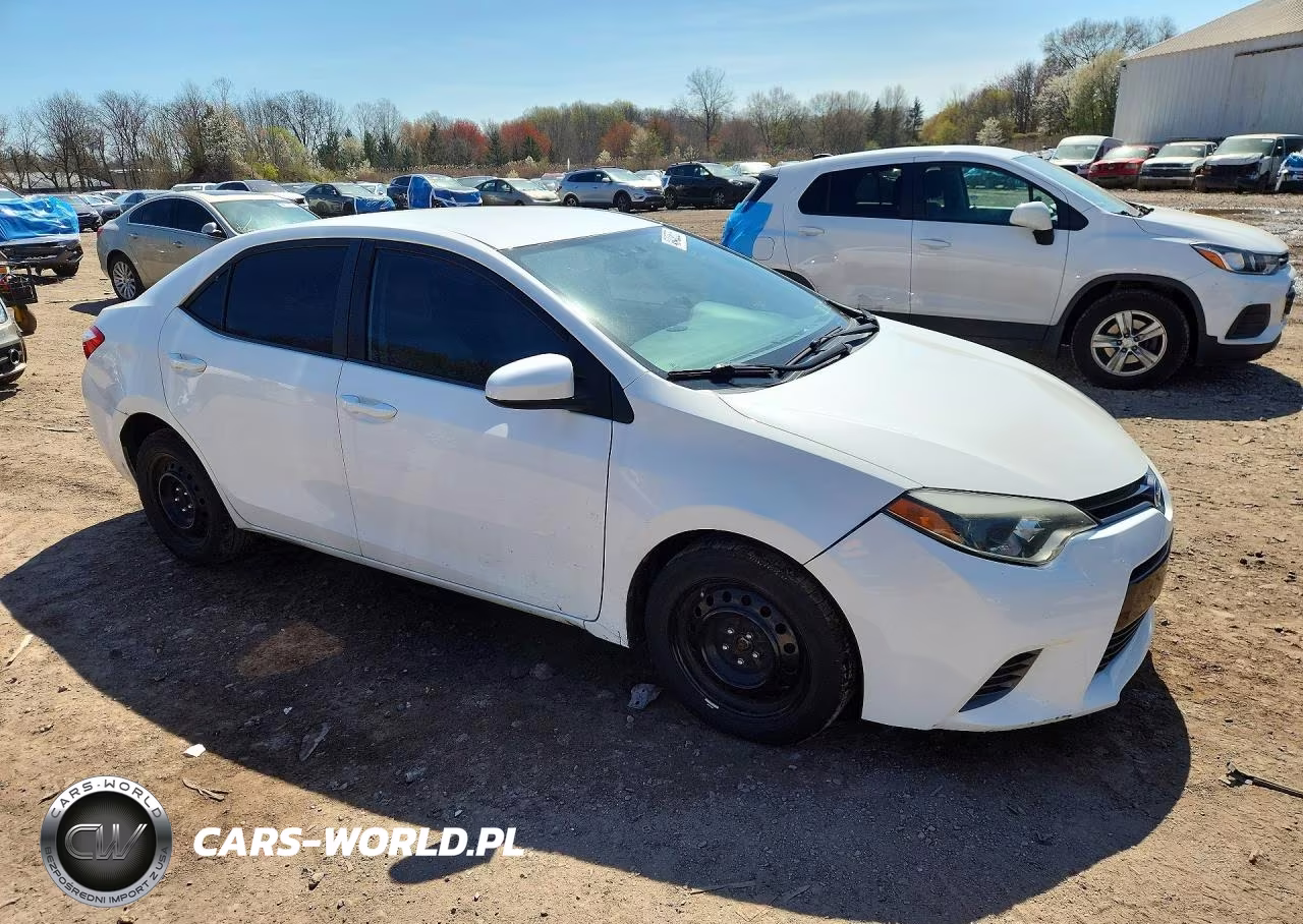 2016 Toyota Corolla Le VIN:2T1BURHE0GC543690 - 4