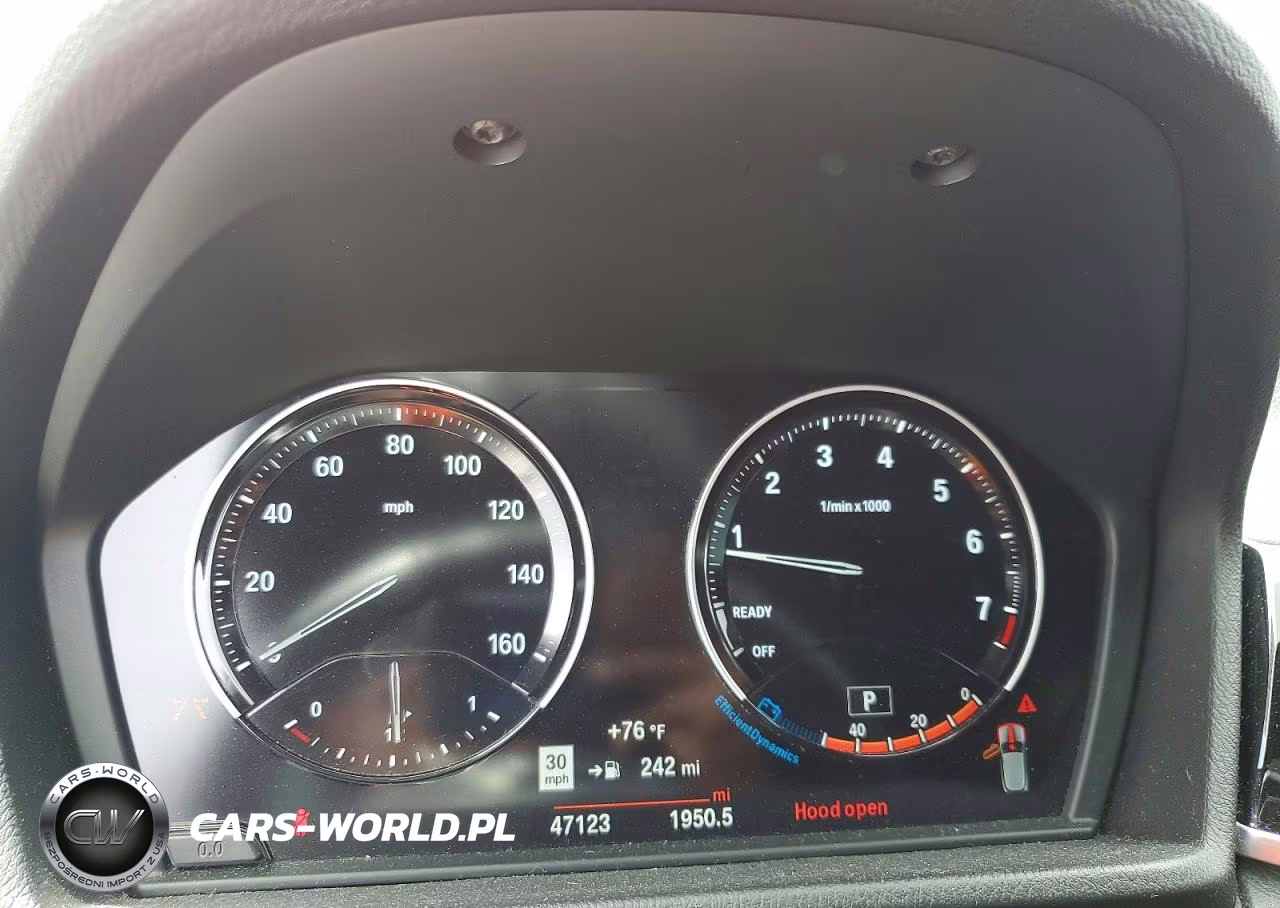 2019 BMW X2 xDrive28I VIN:WBXYJ5C55K5N87406 - 9