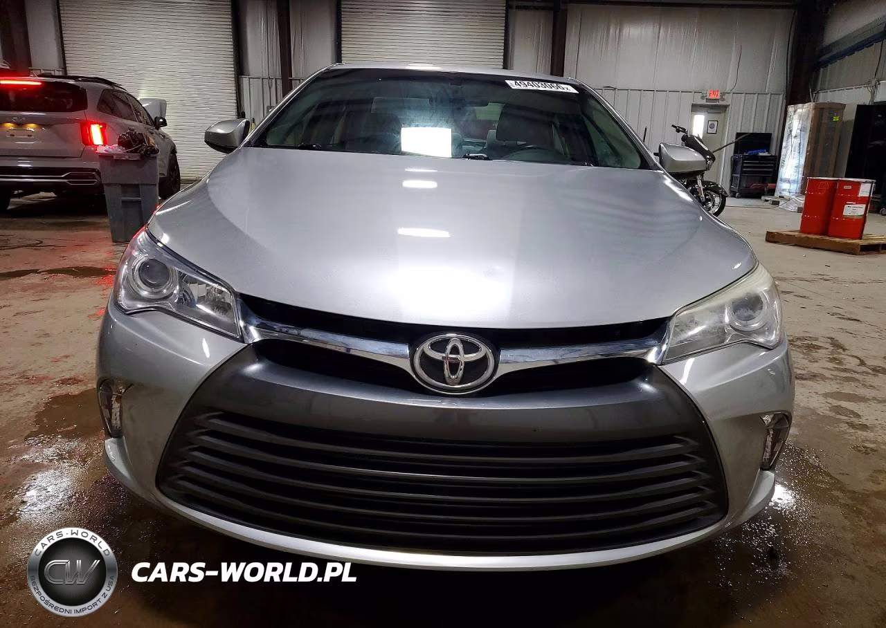 2017 Toyota Camry Le VIN:4T1BF1FK6HU790619 - 5