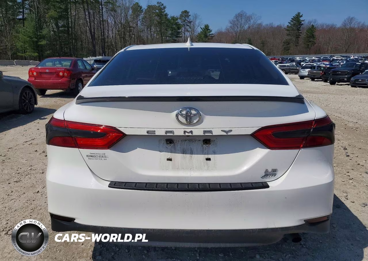 2020 Toyota Camry Le VIN:4T1L11BK2LU014568 - 6