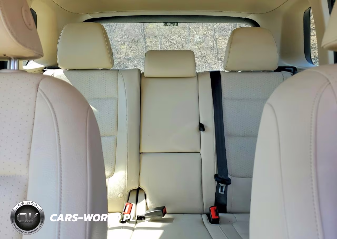 2016 Volkswagen Tiguan S VIN:WVGBV7AX8GW594208 - 10