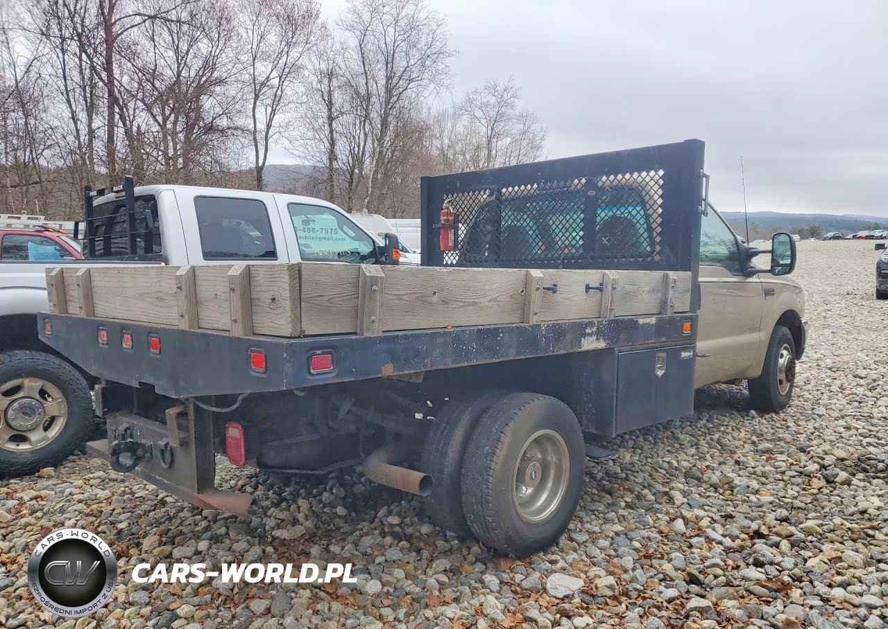 2001 Ford F350 Super Duty Flatbed Truck VIN:1FDWF36F61EC22922 - 3