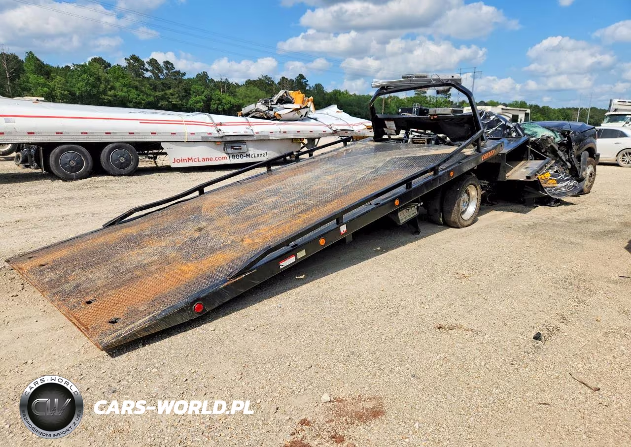 2022 Ford F550 Super Duty Rollback Truck VIN:1FDUF5HT0NDA27996 - 3