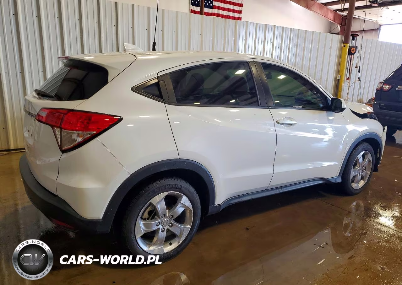 2022 Honda Hr-V Lx VIN:3CZRU5H36NM737645 - 3