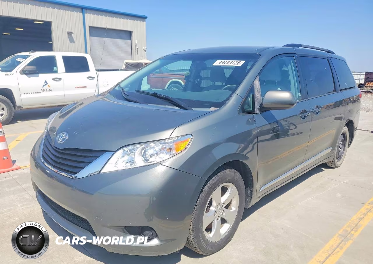 2014 Toyota Sienna Le