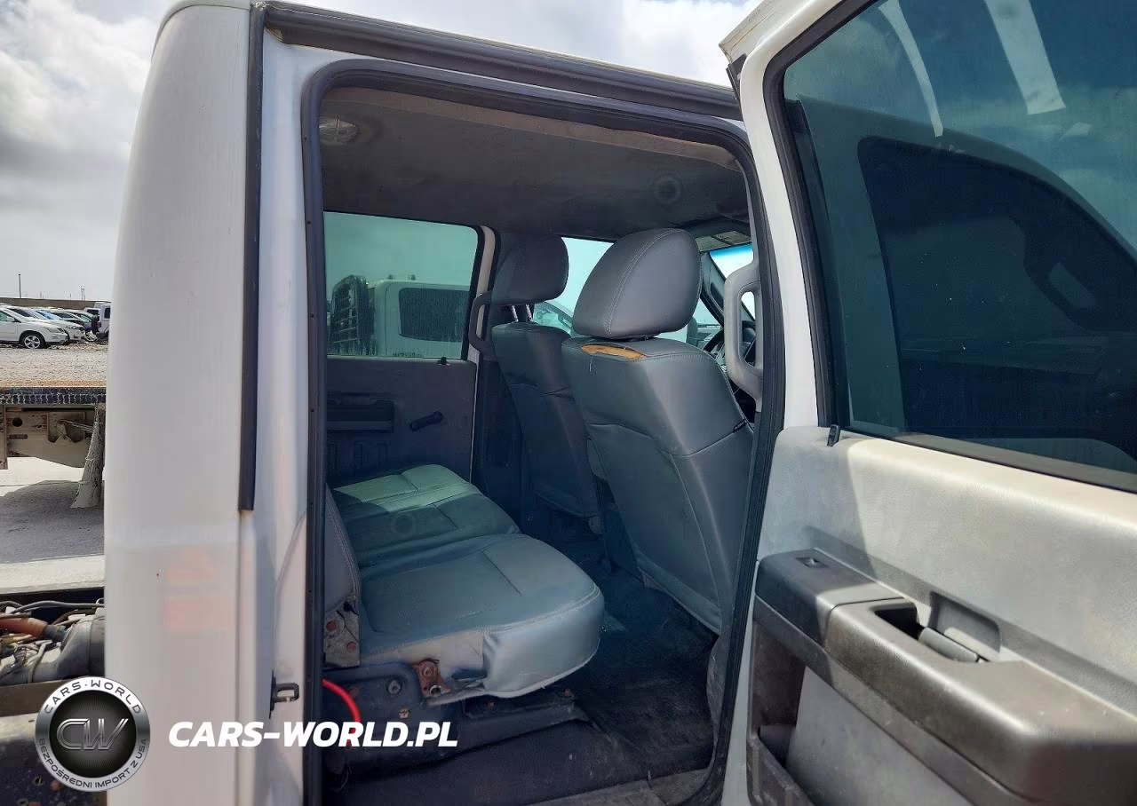 2015 Ford F350 Super Duty VIN:1FD8W3HT3FEC37171 - 10