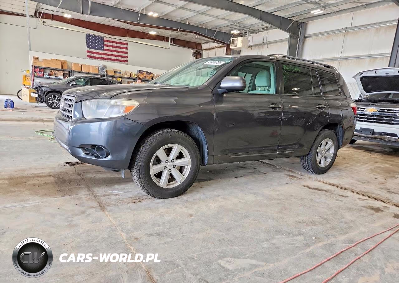 2010 Toyota Highlander Base