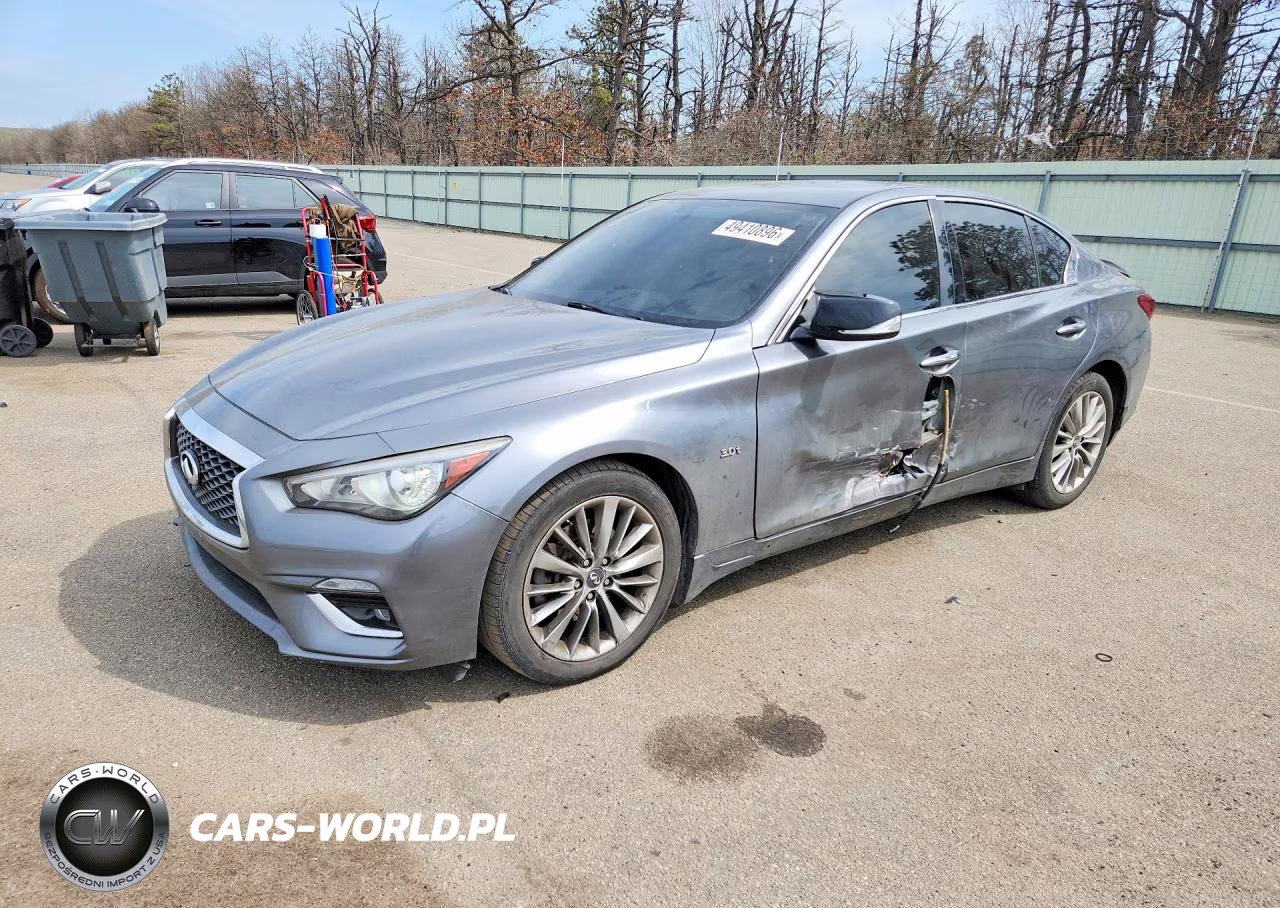 2018 Infiniti Q50 3.0T Luxe