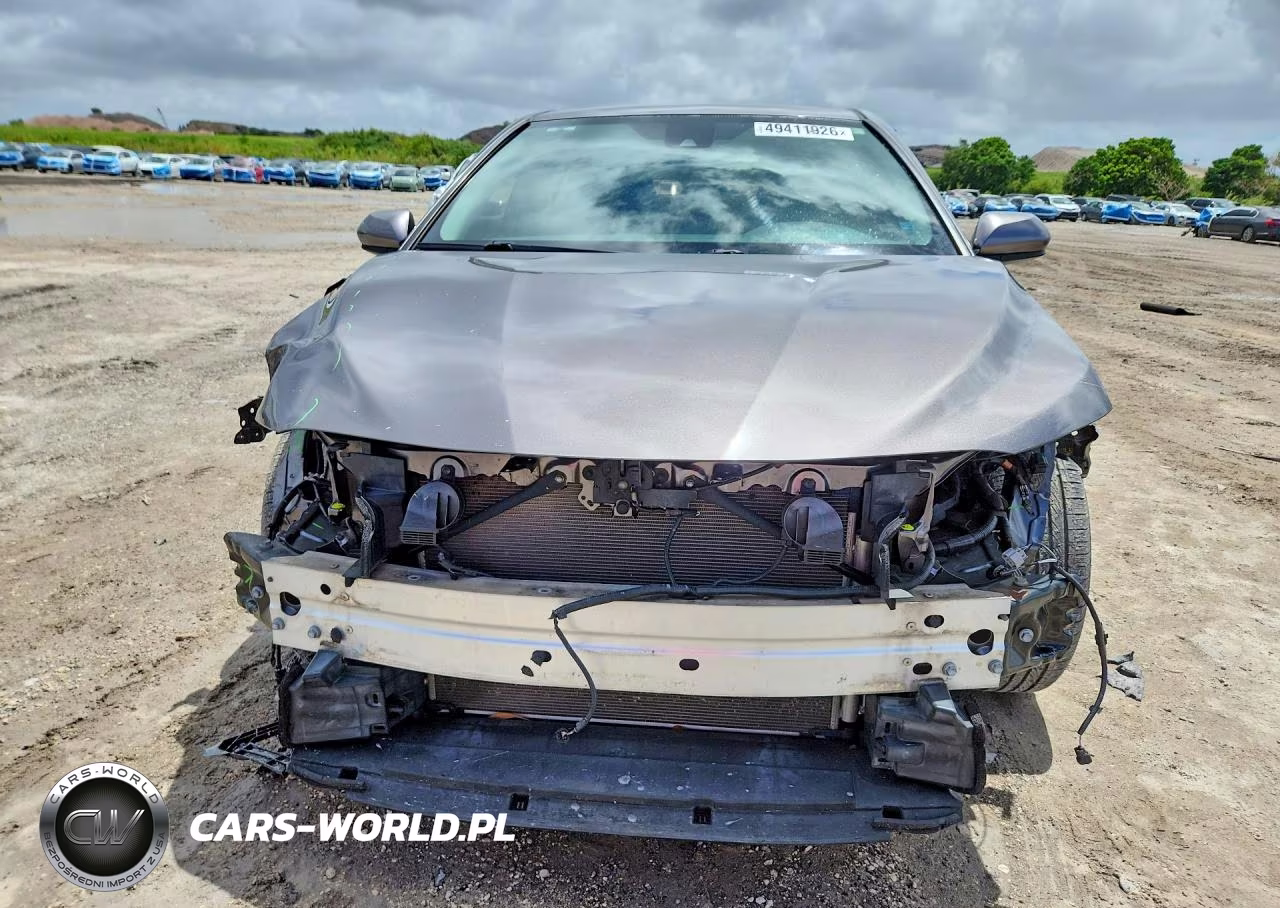 2020 Toyota Camry Le VIN:4T1C11AK4LU878541 - 5