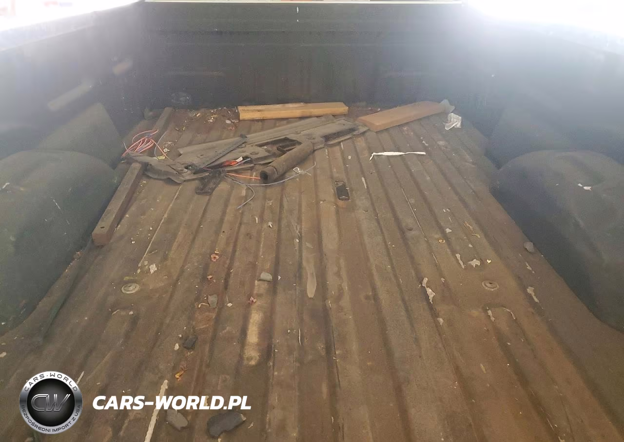 2019 Ford F150 VIN:1FTMF1CP1KKC61188 - 10