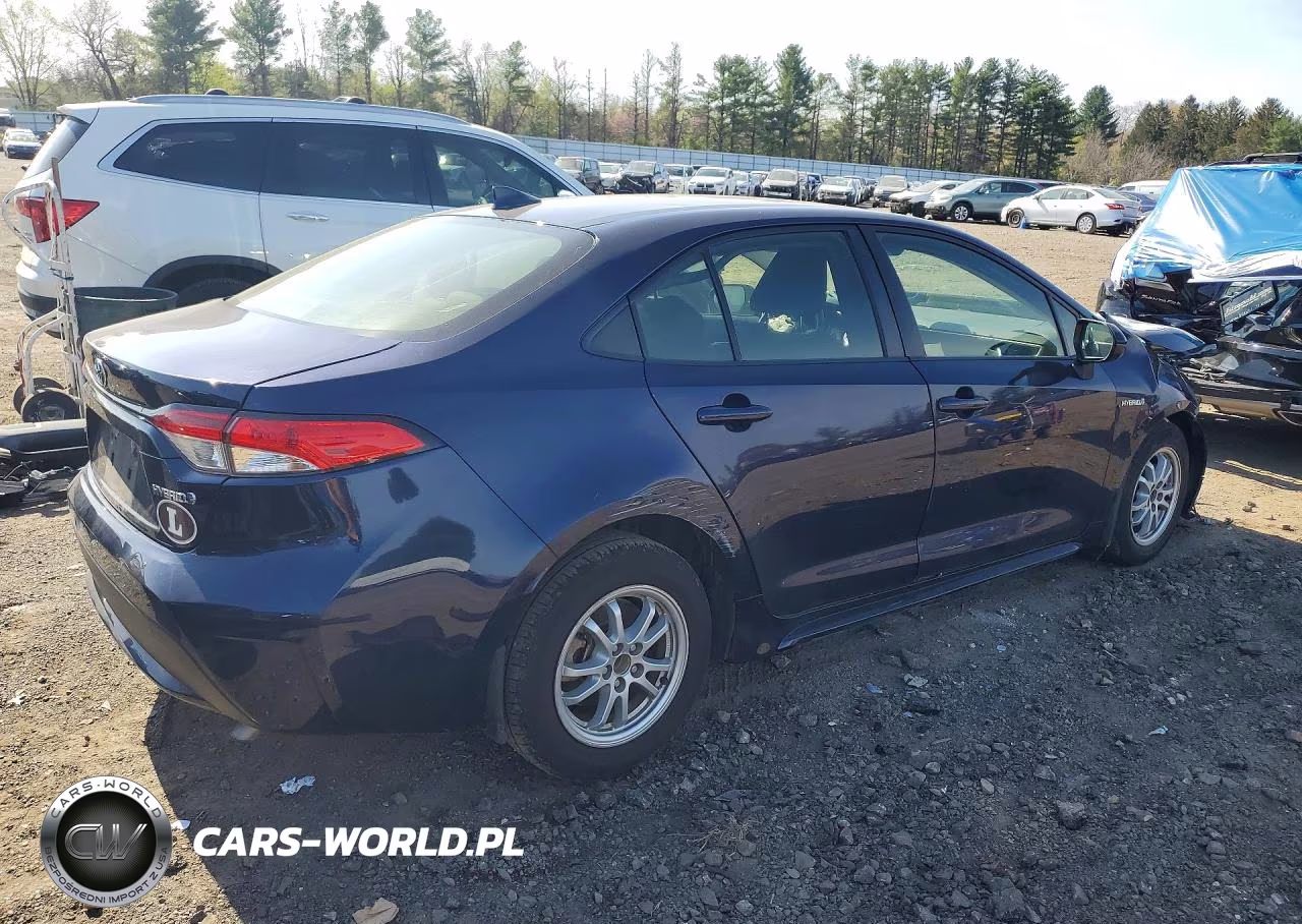 2021 Toyota Corolla Le VIN:JTDEAMDE2MJ009752 - 3