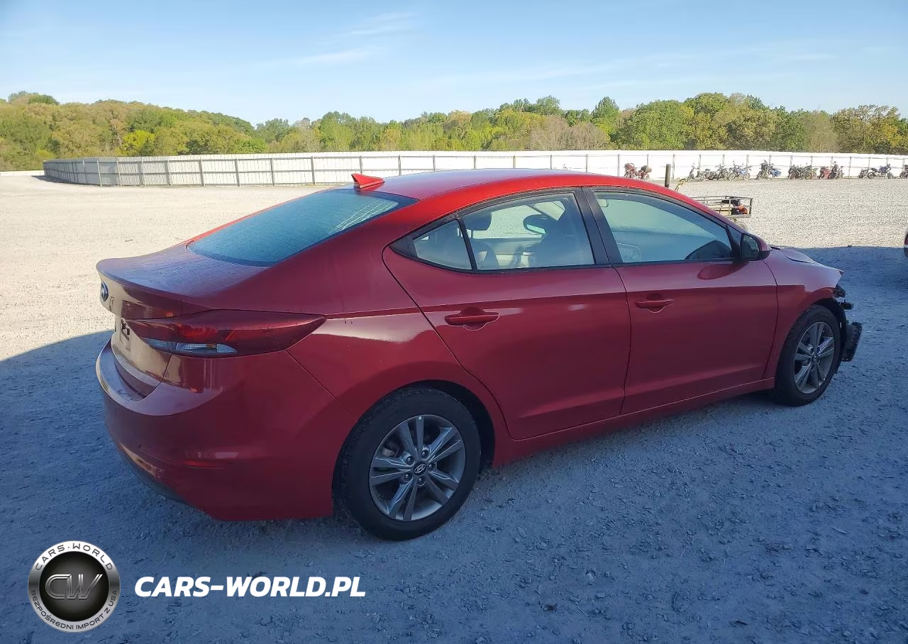 2018 Hyundai Elantra Sel VIN:5NPD84LF7JH218720 - 3
