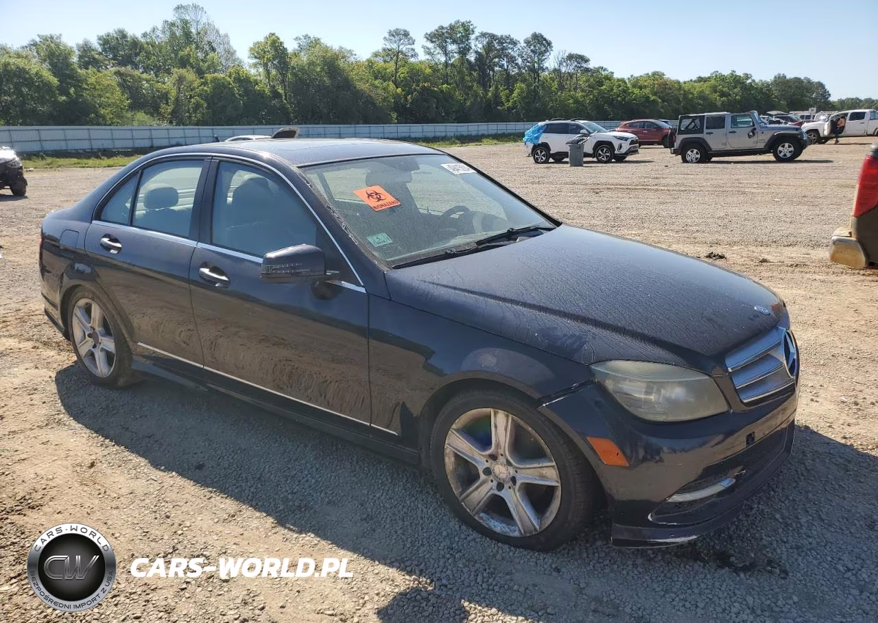 2011 Mercedes-Benz C 300 4Matic VIN:WDDGF8BB6BR138785 - 4