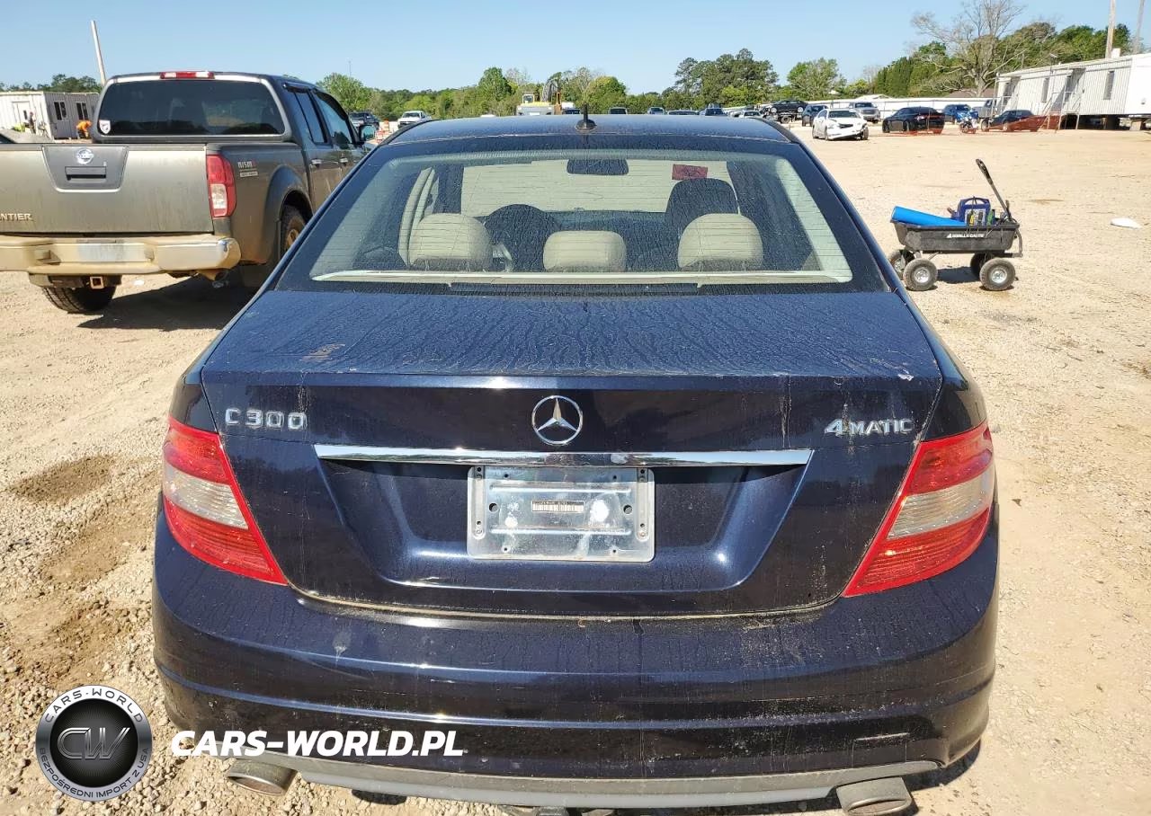 2011 Mercedes-Benz C 300 4Matic VIN:WDDGF8BB6BR138785 - 6