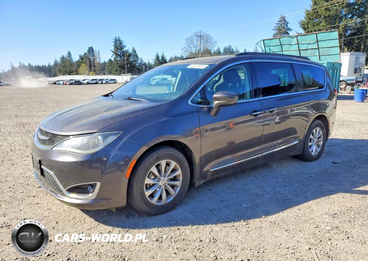 2017 Chrysler Pacifica Touring L