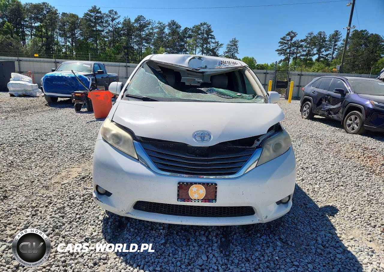 2013 Toyota Sienna Xle 8-Passenger VIN:5TDYK3DC6DS346429 - 5