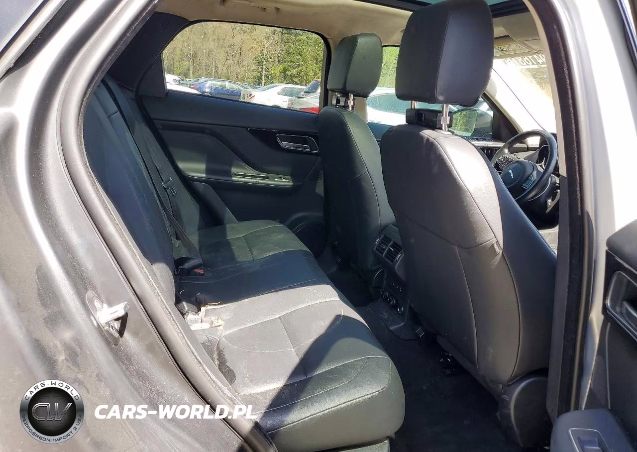 2020 Jaguar F-Pace Premium VIN:SADCJ2FX1LA619039 - 11