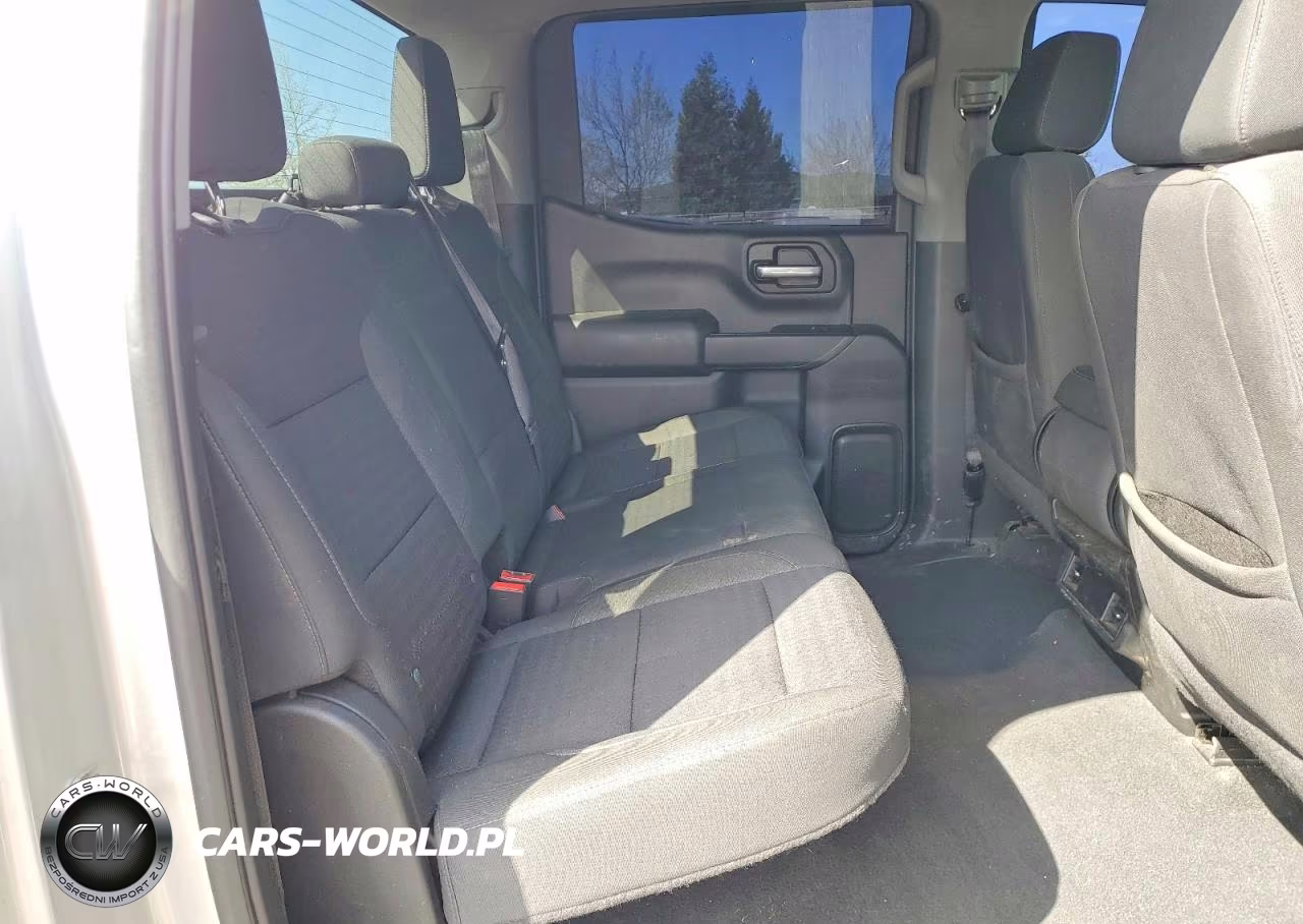 2022 Chevrolet Silverado K1500 Custom VIN:3GCPDBEK6NG561525 - 10
