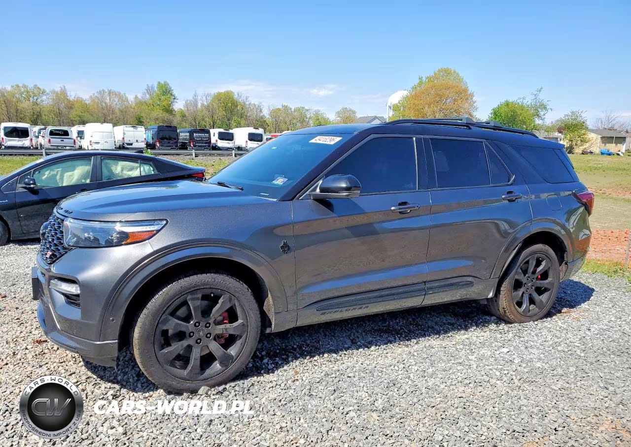 2020 Ford Explorer St – zdjęcie 1 z 13
