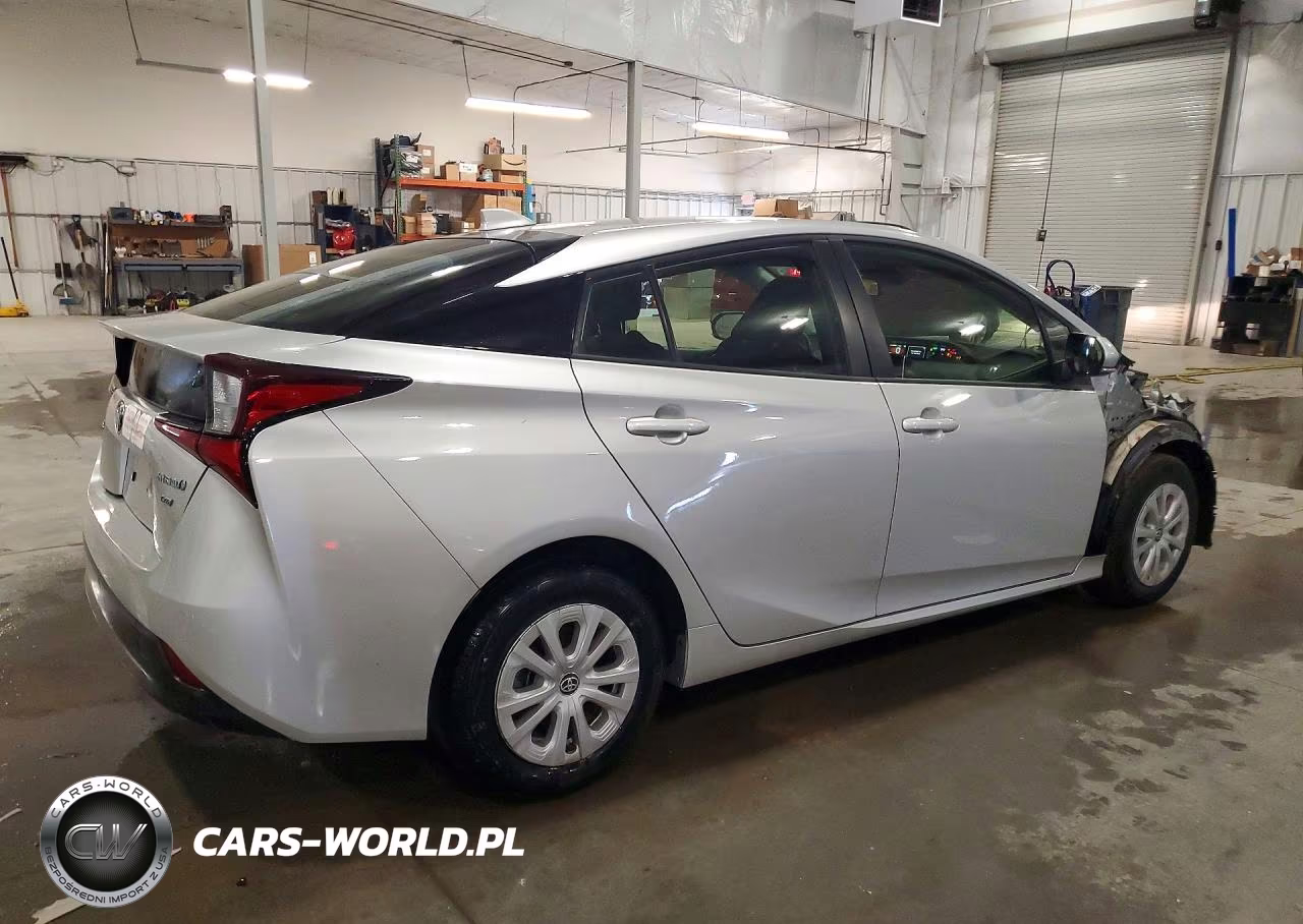 2021 Toyota Prius L Eco VIN:JTDKAMFU3M3143438 - 3
