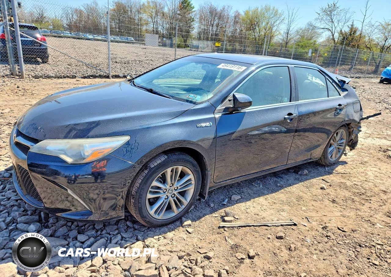 2015 Toyota Camry Hybrid Se