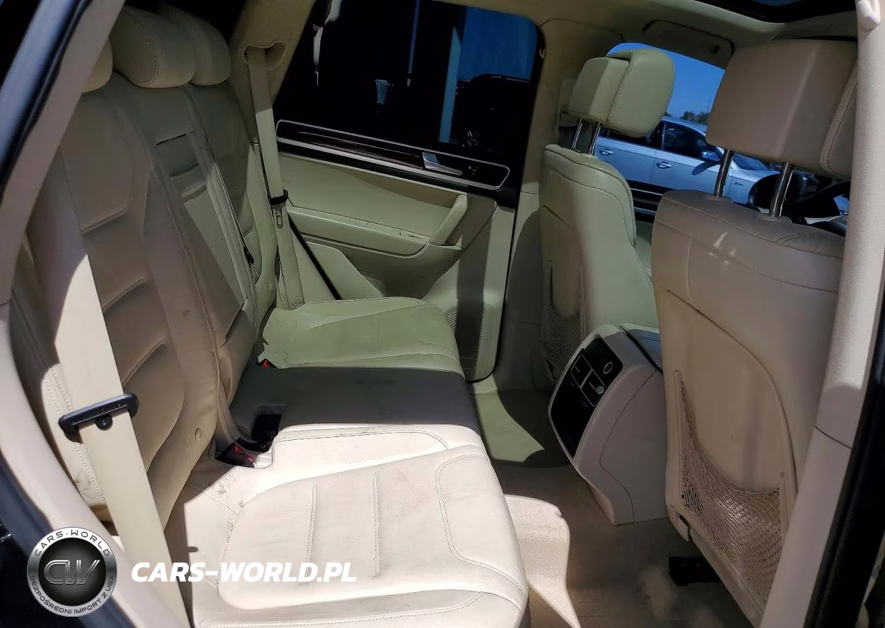 2012 Volkswagen Touareg V6 Tdi VIN:WVGFK9BPXCD004813 - 11