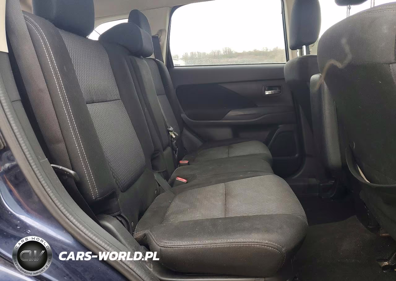 2018 Mitsubishi Outlander Es VIN:JA4AD2A33JJ003557 - 11