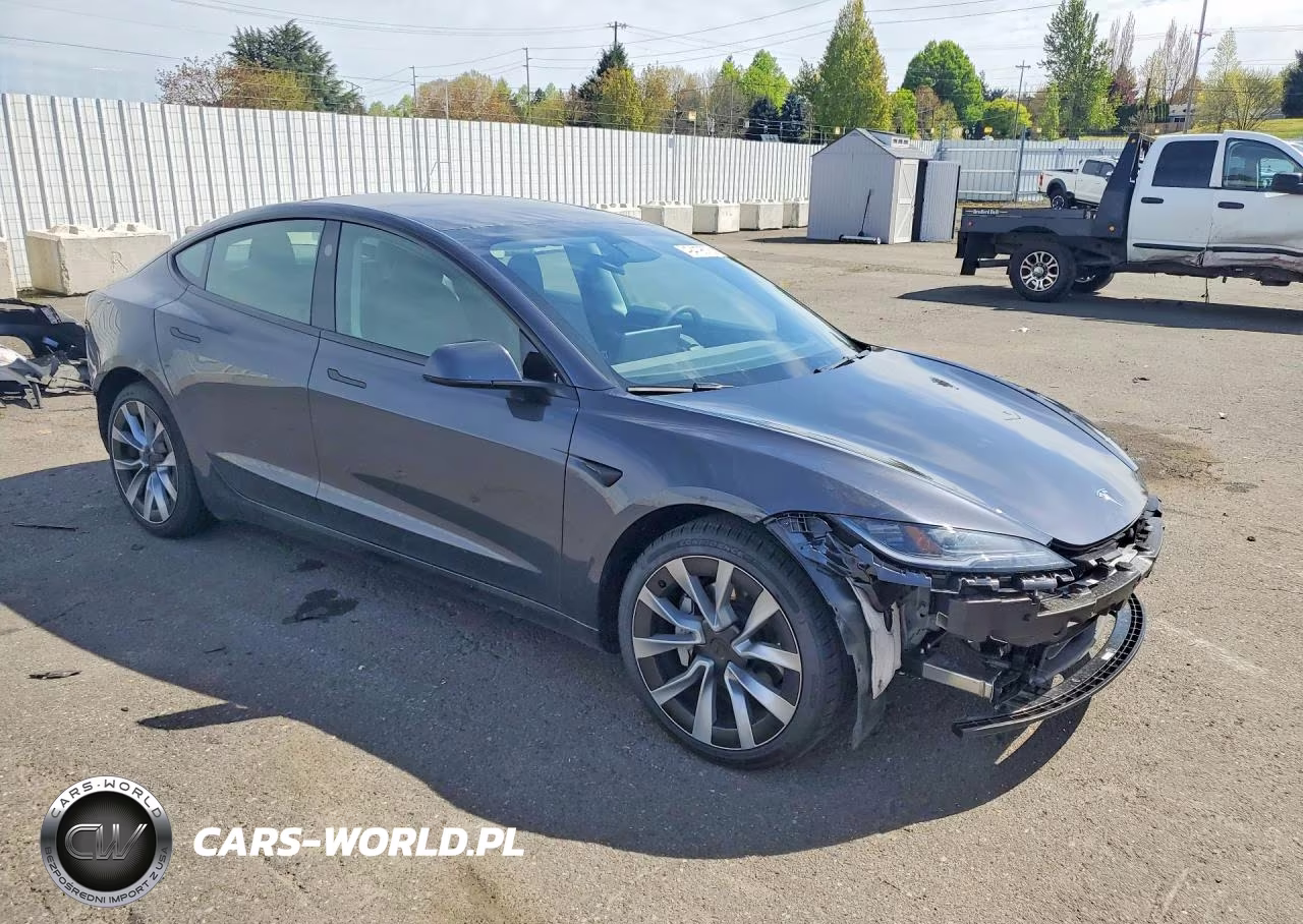 2025 Tesla Model 3 VIN:5YJ3E1EA4SF001856 - 4