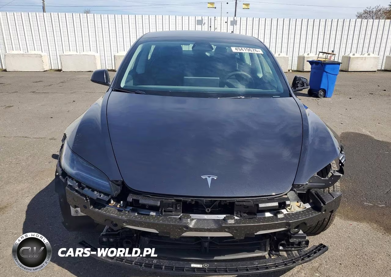 2025 Tesla Model 3 VIN:5YJ3E1EA4SF001856 - 5