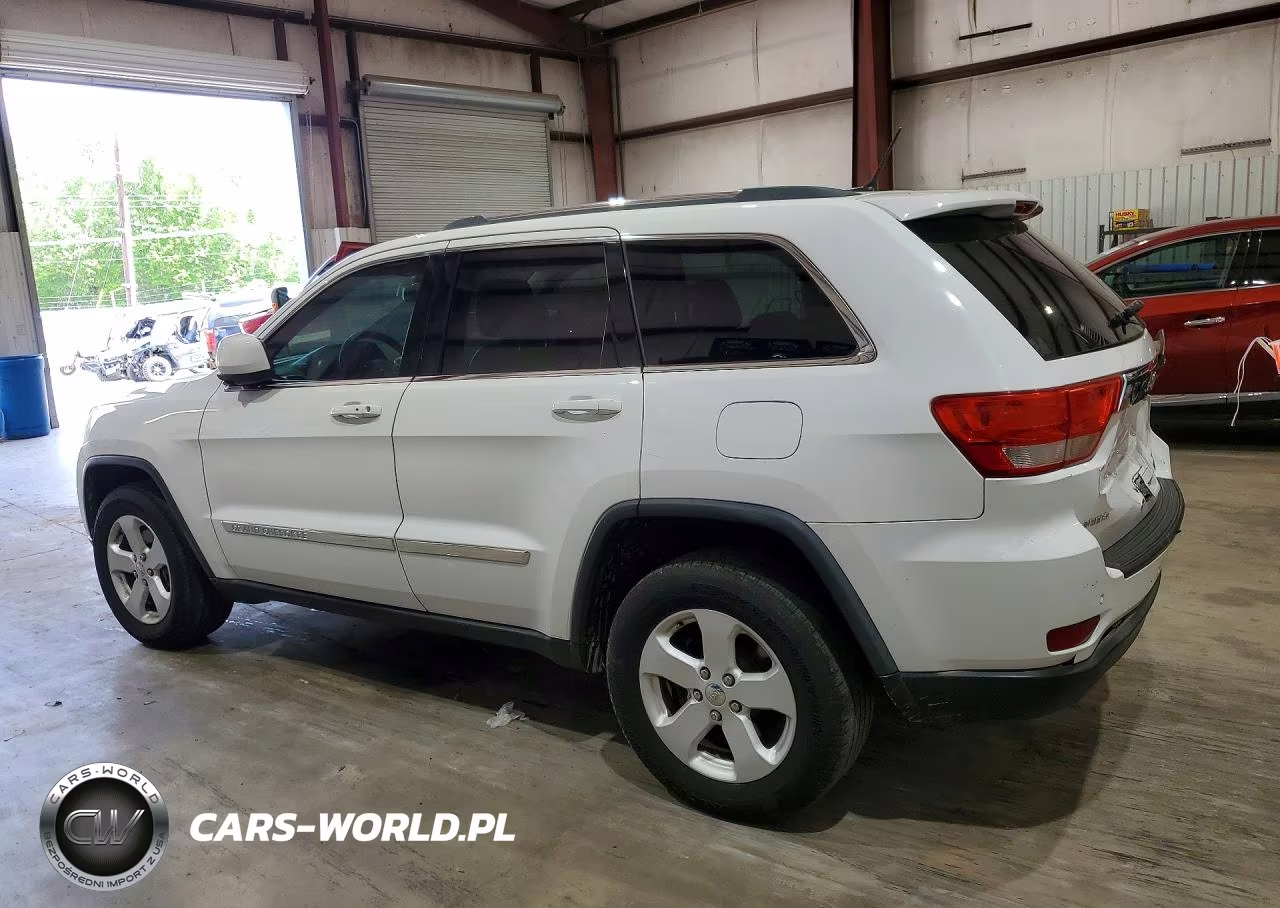2013 Jeep Grand Cherokee Laredo VIN:1C4RJEAG6DC589184 - 2